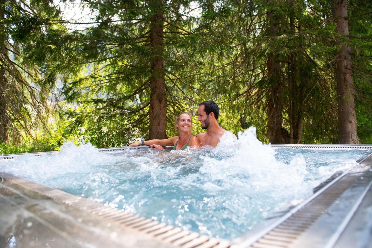 Berghotel Mettmen Schwanden  Bagian luar foto