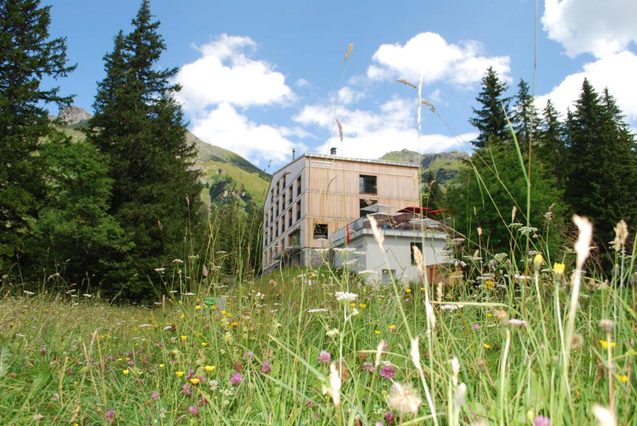 Berghotel Mettmen Schwanden  Bagian luar foto
